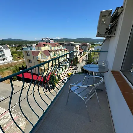 招待所 Laguna - 3*